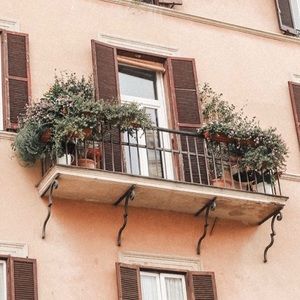 Meet your Posher, Jade